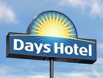 Days Inn By Wyndham Lugoff Екстериор снимка